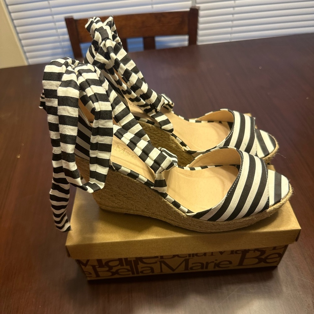 Black & White Strapping Wedges